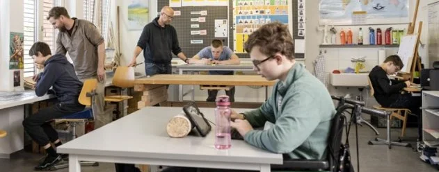Stiftung Buehl Schulzimmer