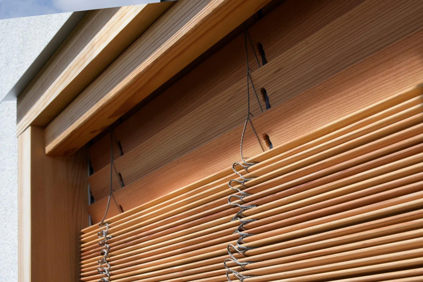 Holzlamellenstoren Referenzen Galerie 2000x1333 02 min Falera