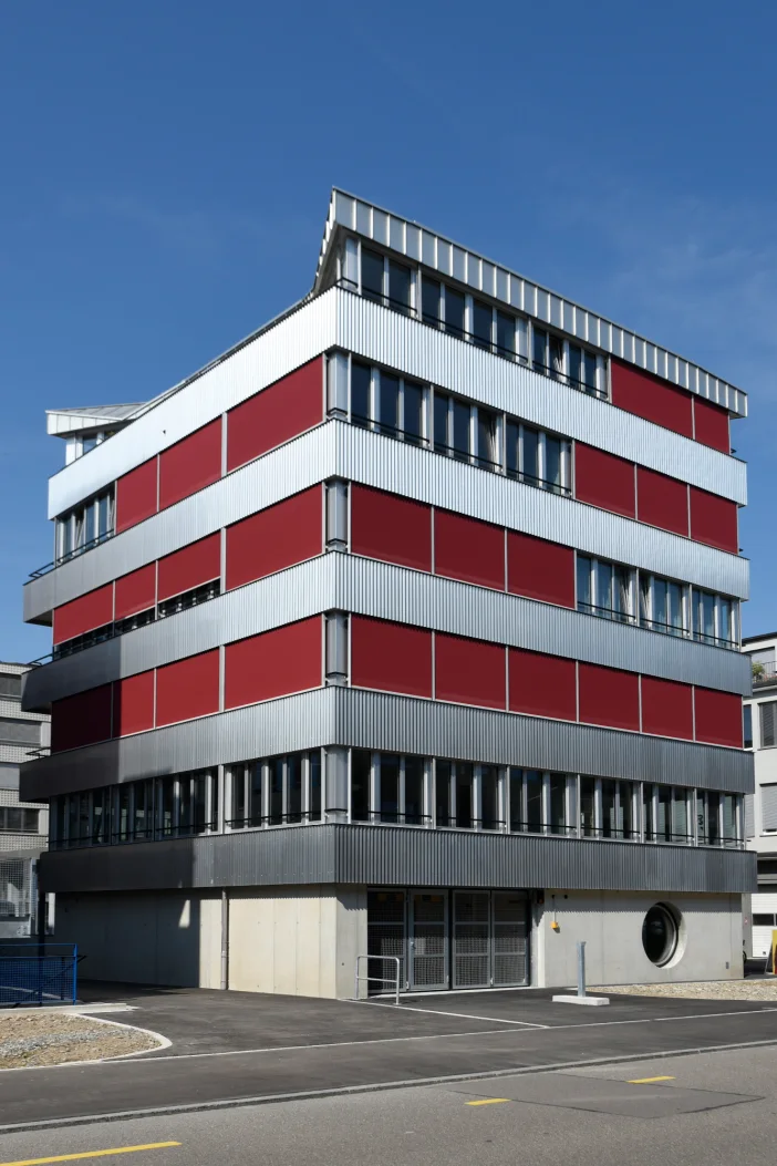 Zuerich Freilager 5 11 19 Galerie hoch 4 1333x2000